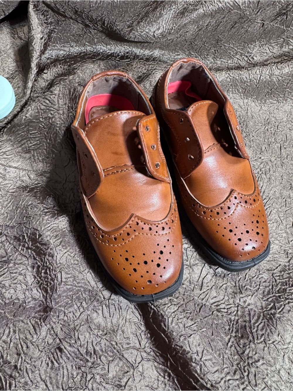 Owsa Kids Brown Wingtip Derby Oxfords with Pink Insole Accents